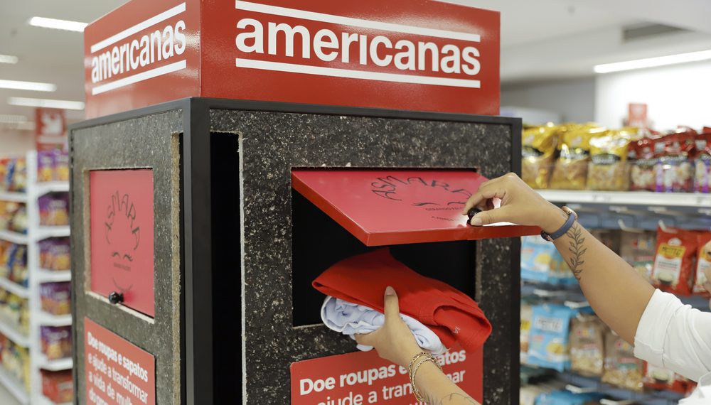 Americanas e Gerando Falcões arrecadam roupas para projeto de empoderamento feminino