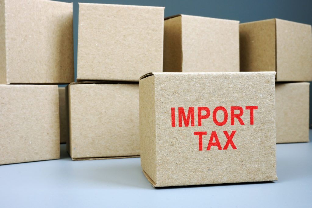 Varejo e indústria comemoram aprovação de imposto para compras internacionais