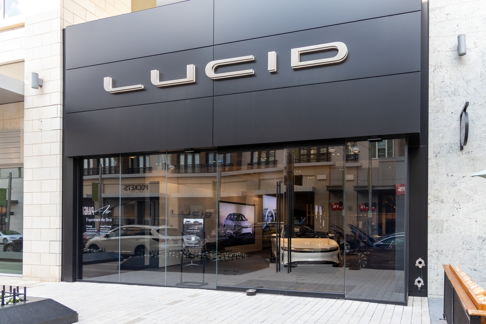 Lucid Group demitirá 400 funcionários em reestruturação