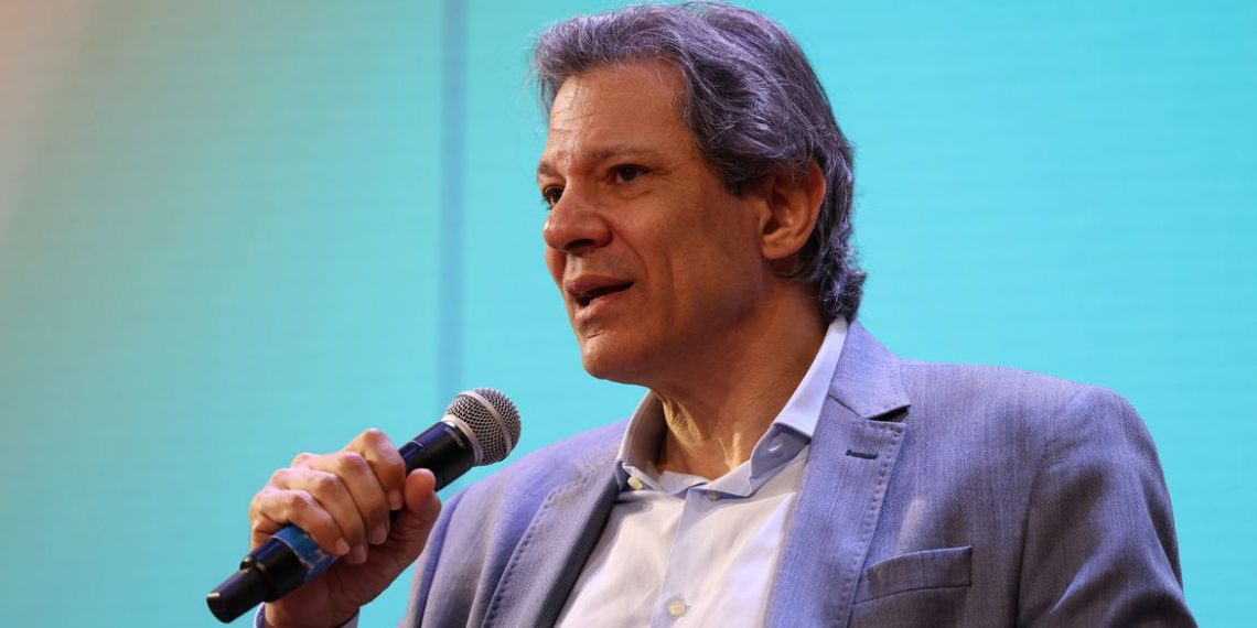 Legalizadas no governo Temer, Haddad diz que governo atual está pondo bets em ordem