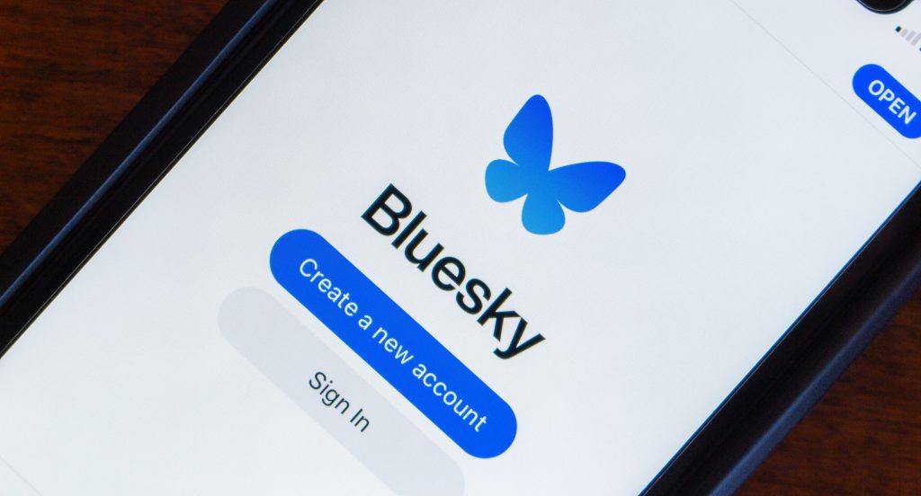 Bluesky registra 1 milhão de novos usuários em 3 dias após Alexandre de Moraes suspender o X