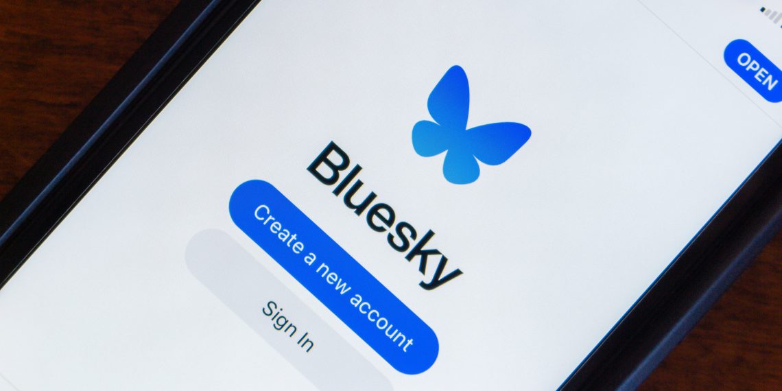 Bluesky registra 1 milhão de novos usuários em 3 dias após Alexandre de Moraes suspender o X