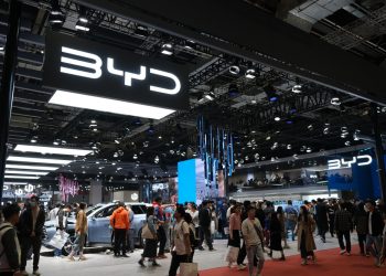 Vendas da Tesla ficam atrás das da BYD pela primeira vez