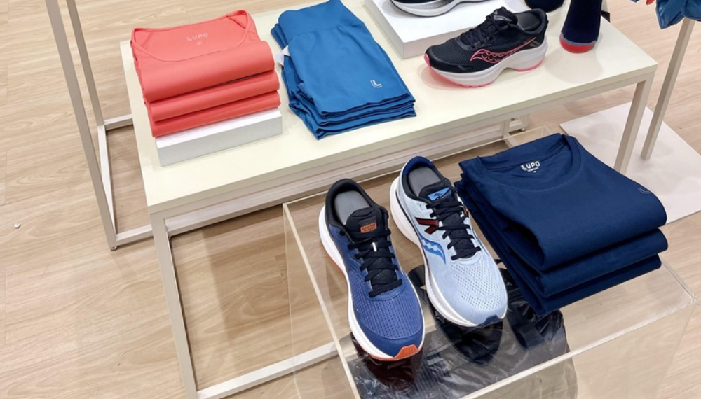 Lupo Sport passa a comercializar tênis da Saucony em seu e-commerce e lojas próprias