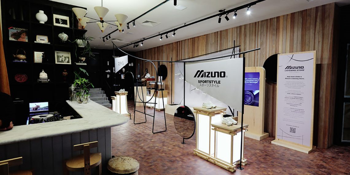 Mizuno lança pop-up no centro de São Paulo para apaixonados por música e estilo