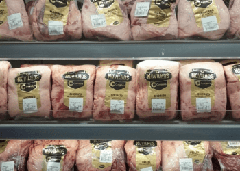Covabra Supermercados lança marca própria em comemoração aos 35 anos