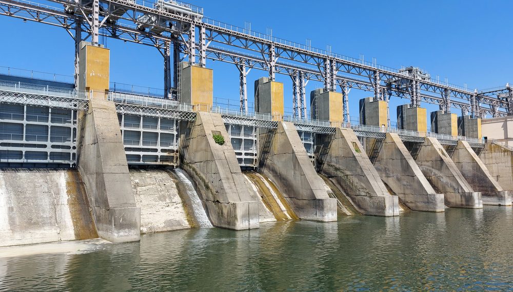 Bandeira vermelha entra em vigor e conta de energia fica mais cara