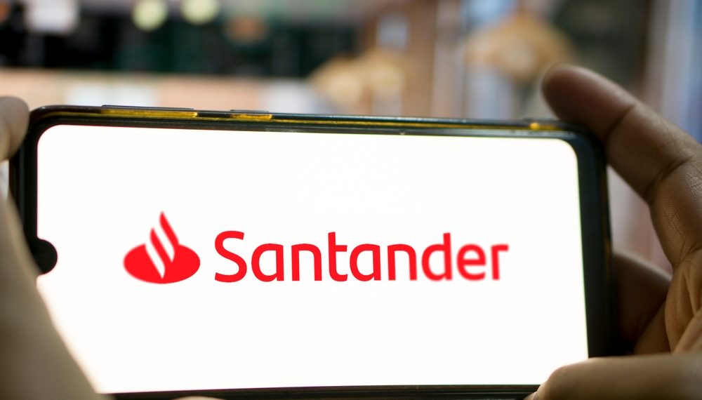 Santander cria site para que cliente bloqueie rapidamente app em celular roubado