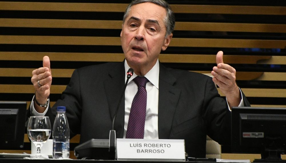 Barroso suspende julgamento bilionário envolvendo distribuidoras e consumidores de energia