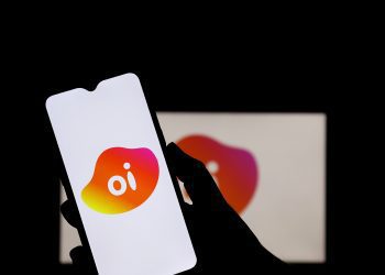 S&P rebaixa rating da Oi por não pagamento de juros