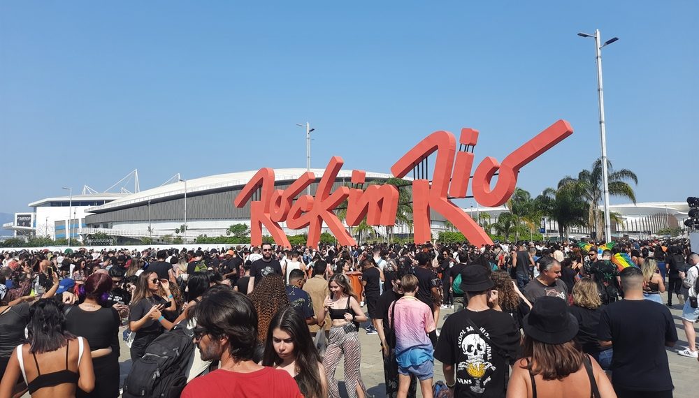 Com efeito Rock in Rio, setor de serviços cresce 1% em setembro