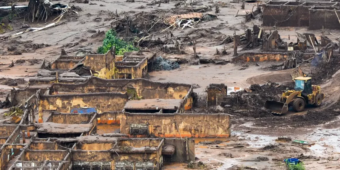 Juíza absolve Samarco, Vale e BHP de crimes ambientais na tragédia de Mariana