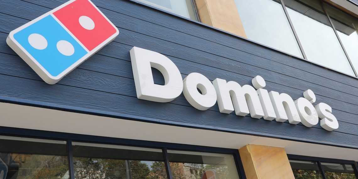 Domino’s Pizza lança novos formatos de franquia mirando expansão no Brasil