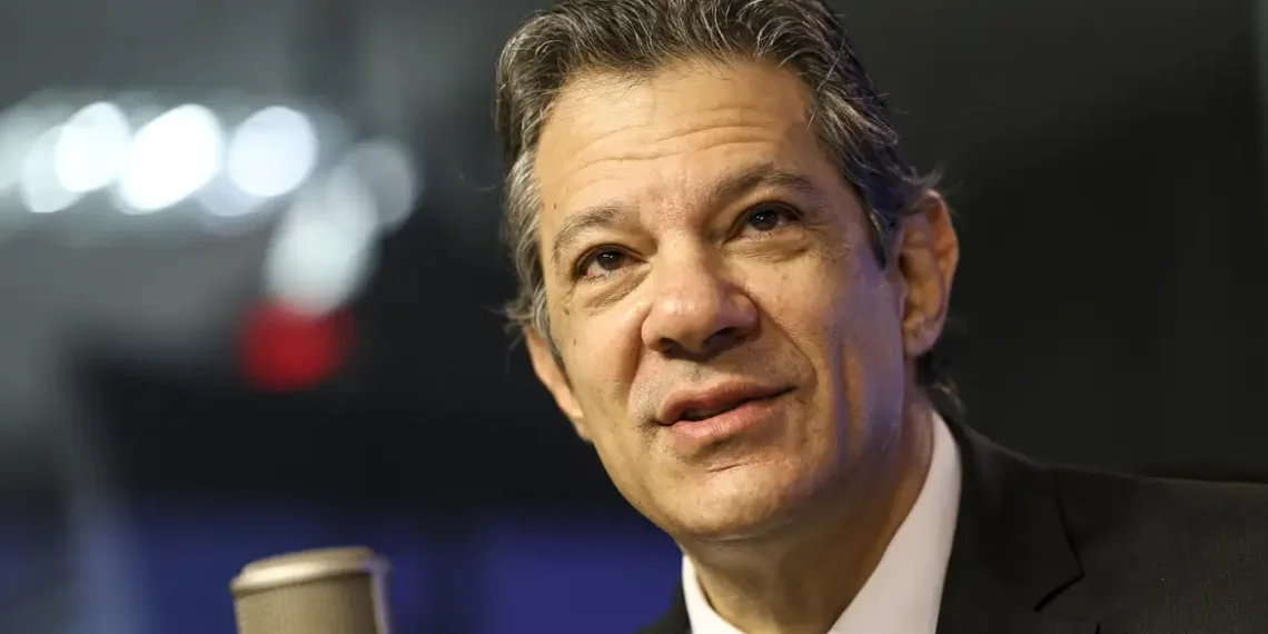 Governo estuda dar apoio a setores afetados por tarifaço de Trump, diz Haddad