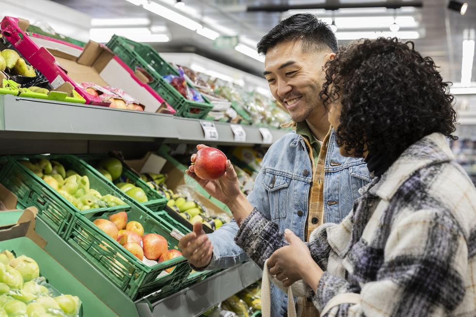 Custo de cesta básica ideal para uma pessoa chega a R$ 432 em abril