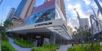 Decathlon inaugura 50ª loja no Brasil com nova identidade visual global