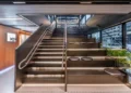 Flagship da XP em São Paulo transforma agência em hub de experiência