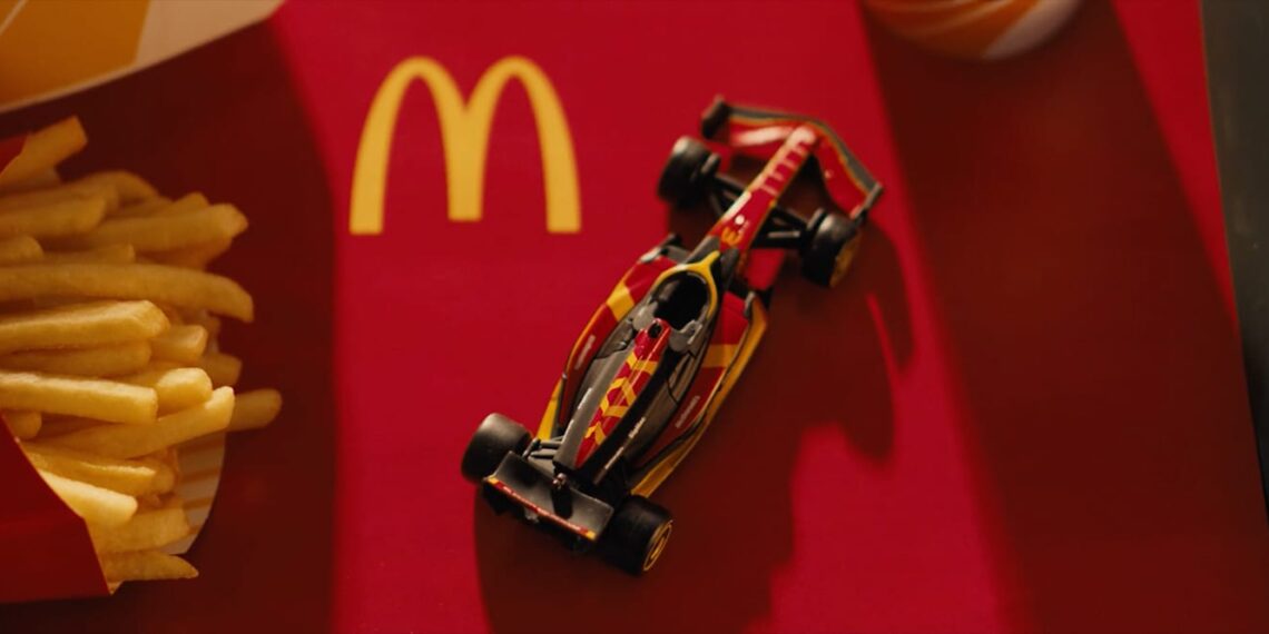 McDonald's lança combo com miniaturas de carros de Fórmula 1