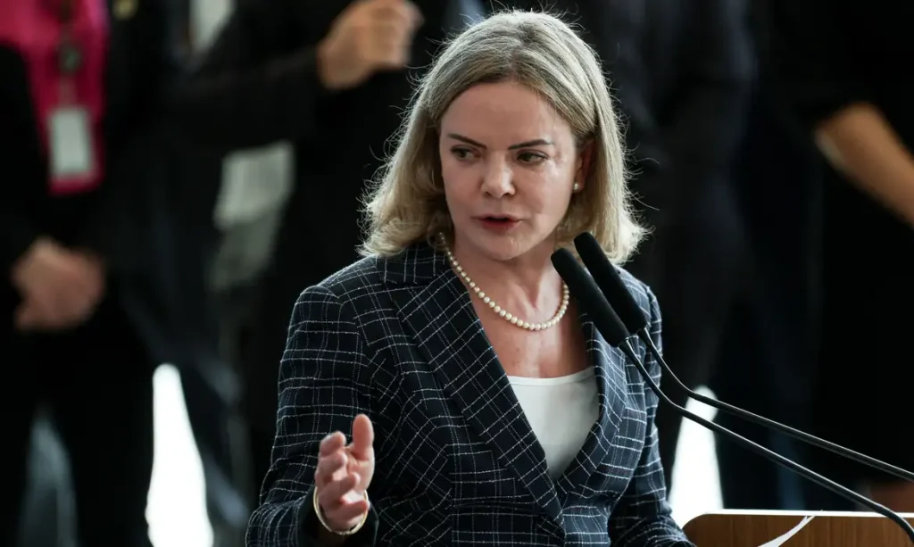 O plano de contingência pretende proteger o País de decisão unilateral dos EUA, diz Gleisi
