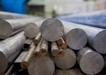 Administração Trump adensa lista de produtos sujeitos a tarifas para aço e alumínio