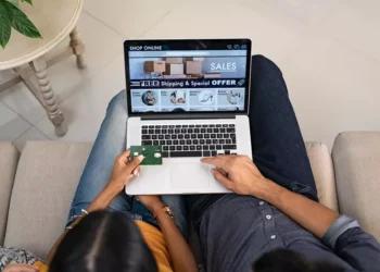 Consumidor se prepara para a Black Friday e marcas precisam acompanhar o movimento
