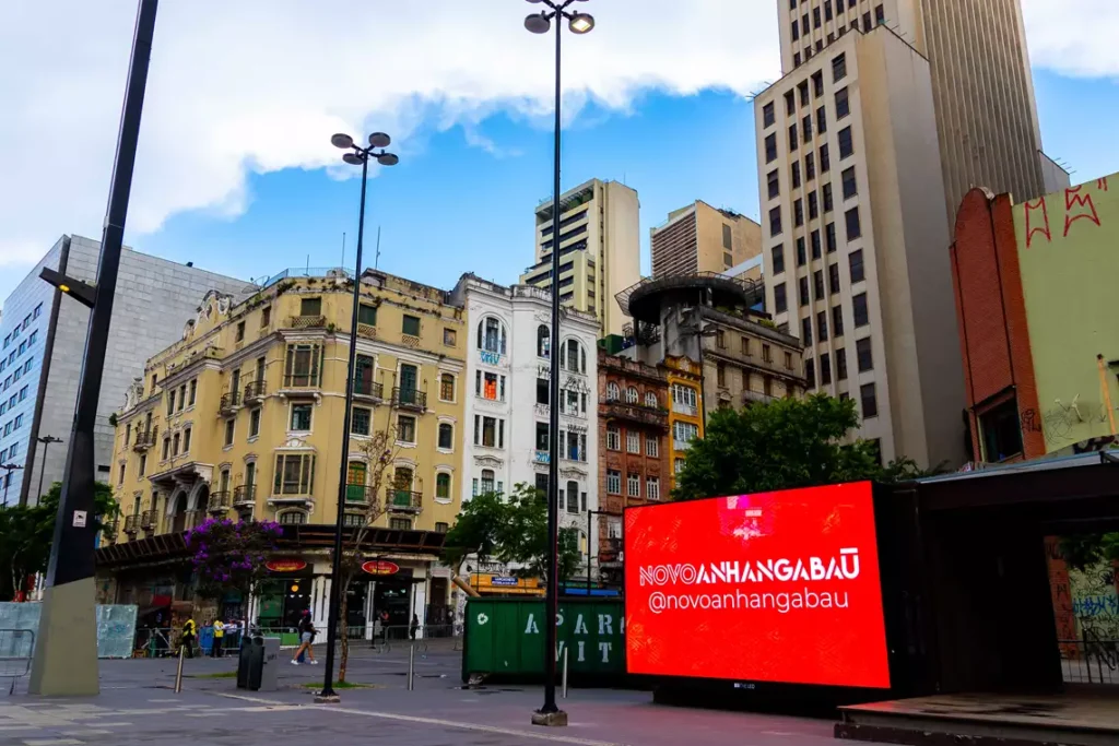 Novo Anhangabaú vira vitrine high-tech para marcas em São Paulo