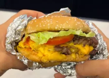 Patties lança hambúrgueres inspirados em Five Guys, In N’Out e Shake Shack