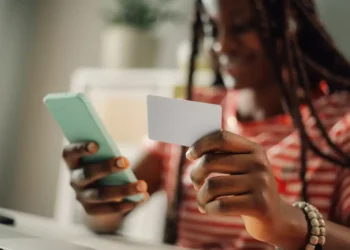 Do “bom dia” à venda: como usar grupos de WhatsApp de forma estratégica