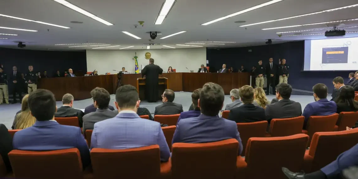 Querem punir “tentativa da tentativa” de golpe, afirma defesa de Bolsonaro