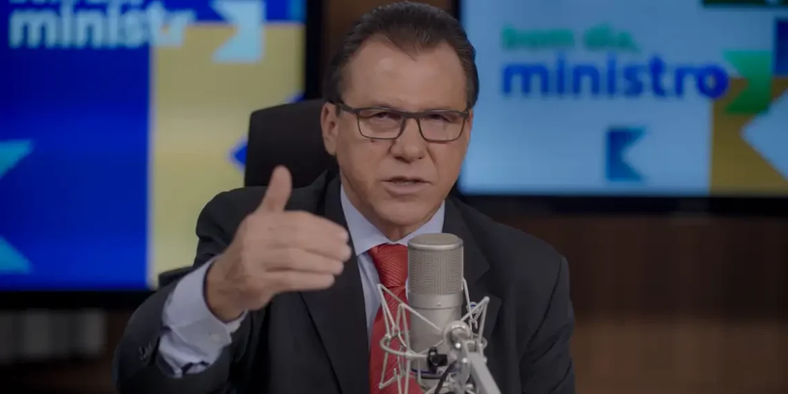 Mobilização pode reduzir jornada de trabalho, mas é preciso pressionar o Congresso, diz Marinho