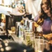 Bares e fabricantes treinam empresas para identificar bebidas falsas