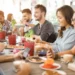 O seu restaurante entrega experiências conectadas de P a Z? - da geração prateada à geração Z