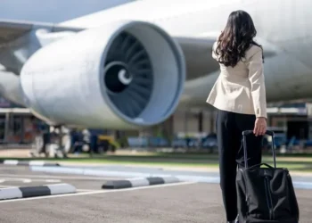 Obrigatoriedade da bagagem de mão pode elevar custos e afetar consumidores, dizem Iata e Alta