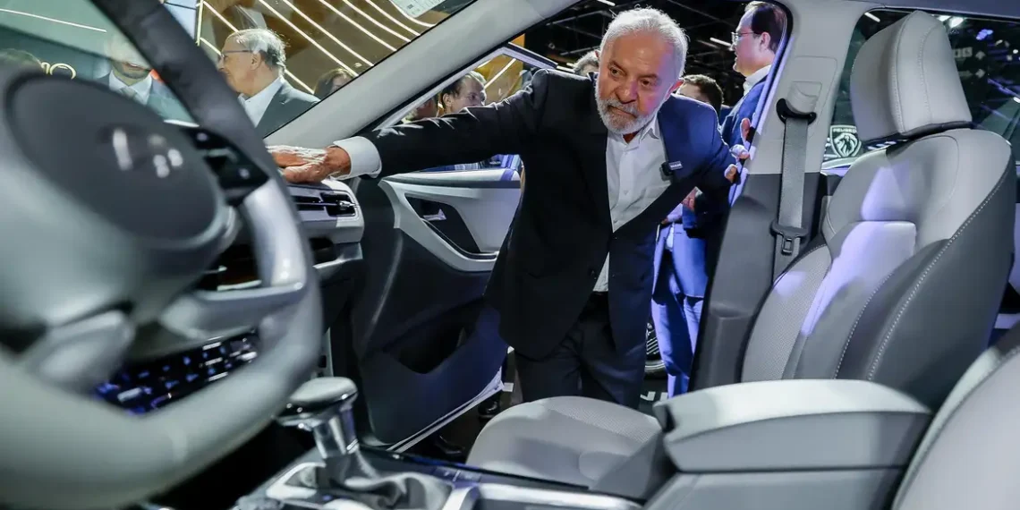 Inovação e transição energética: Lula defende liderança na indústria