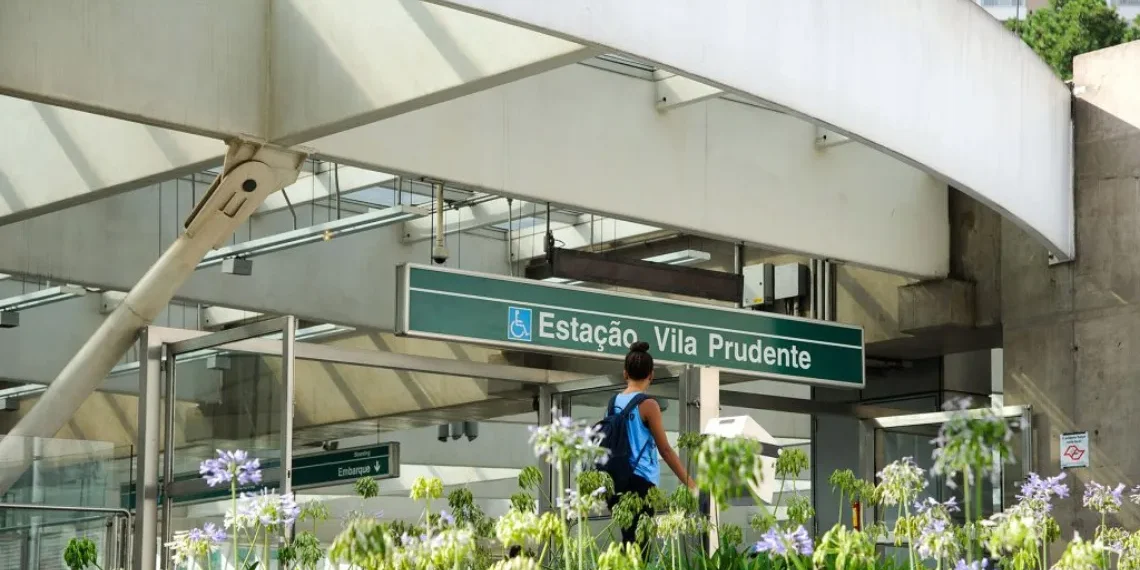 Metrô de São Paulo lança licitação para novas áreas comerciais na Estação Vila Prudente