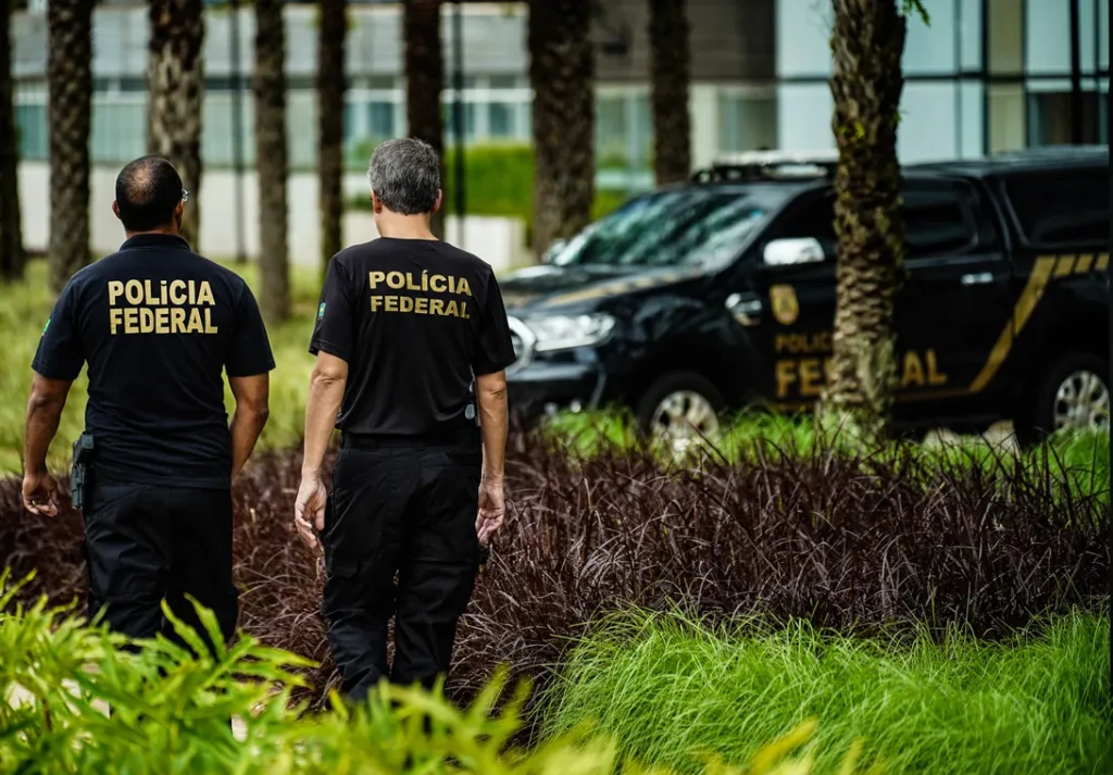 PF faz buscas no banco BMP, em SP, sob suspeita de facilitar lavagem de R$ 25 bi por facções
