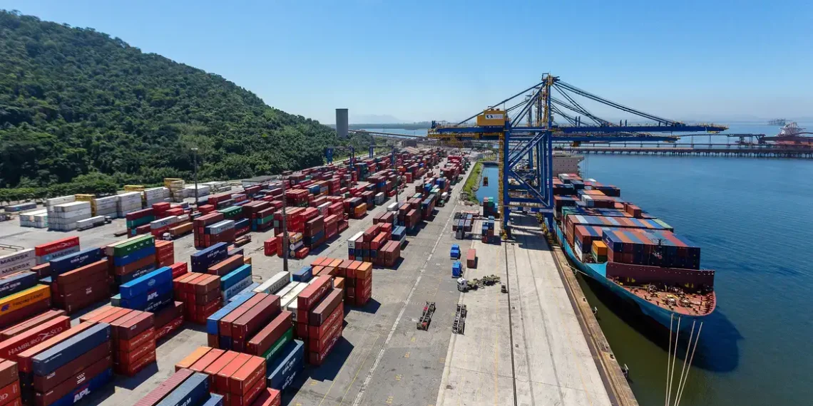 Portos brasileiros têm, até o momento, melhor ano em volume de cargas movimentadas