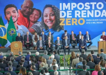 Lula sanciona isenção do IR para quem ganha até R$ 5 mil