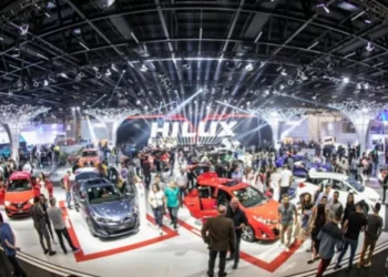 Salão do Automóvel resgata modelos históricos e raridades