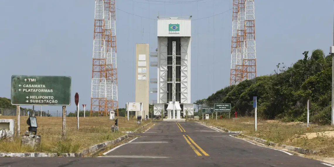 Brasil fará primeiro lançamento comercial ao espaço em 10 dias, informa FAB