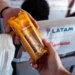 Latam Brasil e Bauducco promovem ação de Natal com panetone em voos de Congonhas