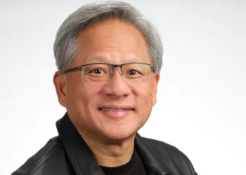 CEO da Nvidia é eleito "Pessoa do Ano" pelo Financial Times por seu papel na revolução de IA