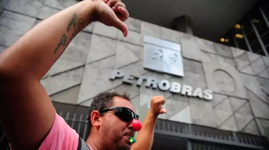 Greve na Petrobras: justiça determina que ao menos 80% dos funcionários voltem à atividade
