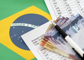 Novo salário mínimo injetará R$ 81,7 bi na economia, estima Dieese