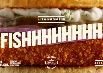 Bullguer faz parceria com a Seara para lançamento do Fish Crispy