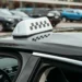 Waymo e Tesla acirram competição por mercado de robo-táxis