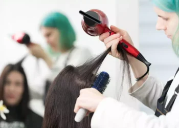 Brasil registra quase 650 novos negócios de beleza por dia em 2025