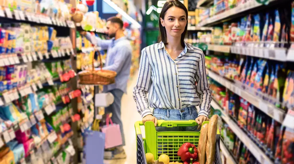Consumo nos lares brasileiros encerra 2025 em alta de 3,68% ante 2024, aponta Abras