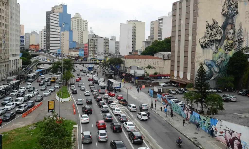 Aniversário de São Paulo tem O Agente Secreto, walking tour do Oxxo e pizza Da Mooca