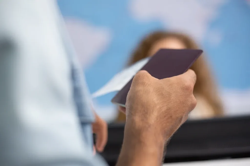 Veja os 75 países com visto de imigração para os EUA suspenso; Brasil está na lista